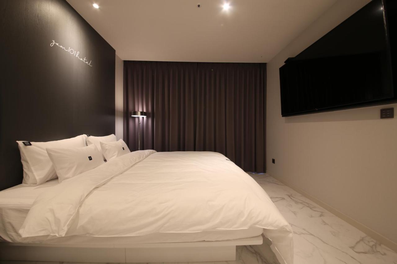 Zam101 Hotel Gimhae Ngoại thất bức ảnh